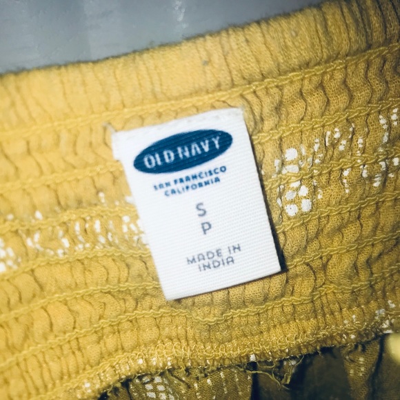 Old Navy Yellow Blouse - Picture 2 of 3